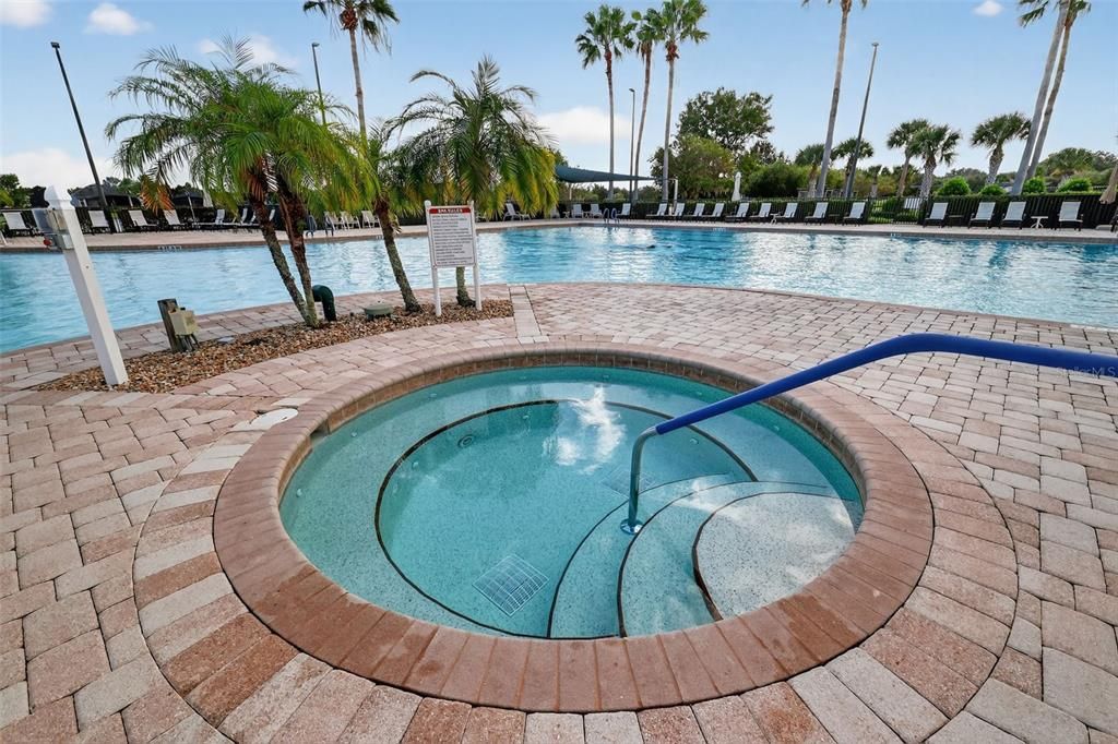 For Sale: $575,000 (2 beds, 2 baths, 2033 Square Feet)