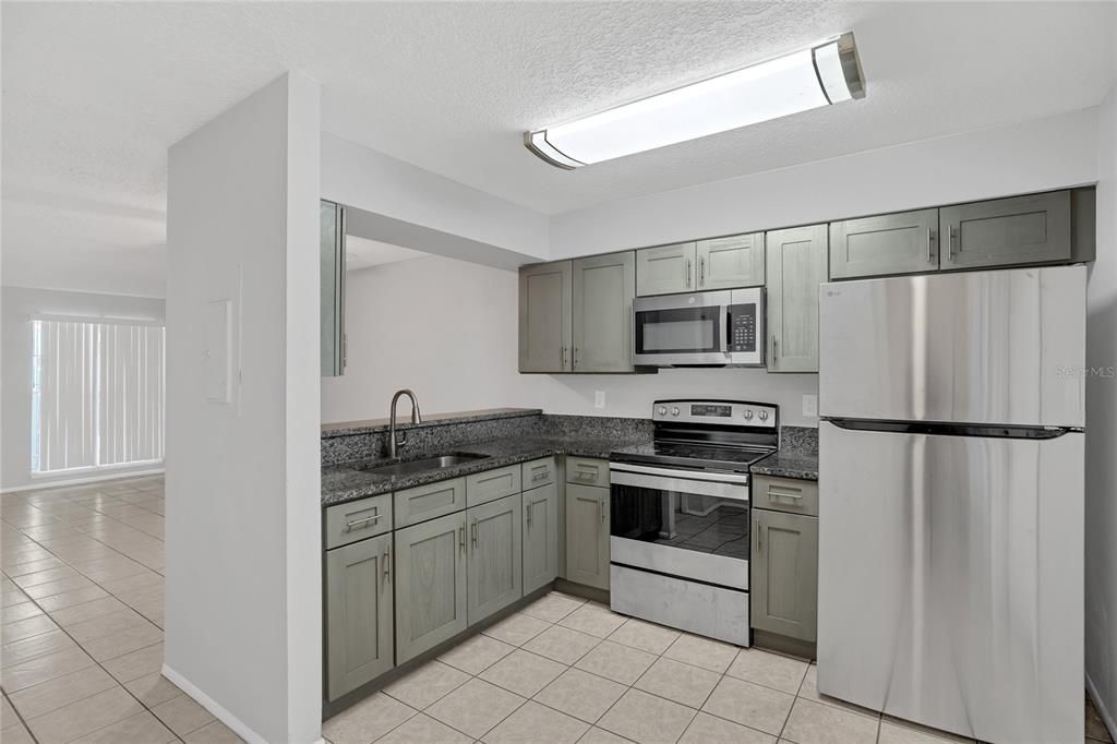 En Venta: $174,900 (2 camas, 1 baños, 872 Pies cuadrados)