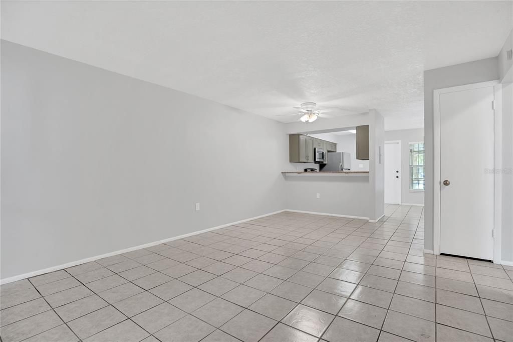 En Venta: $174,900 (2 camas, 1 baños, 872 Pies cuadrados)