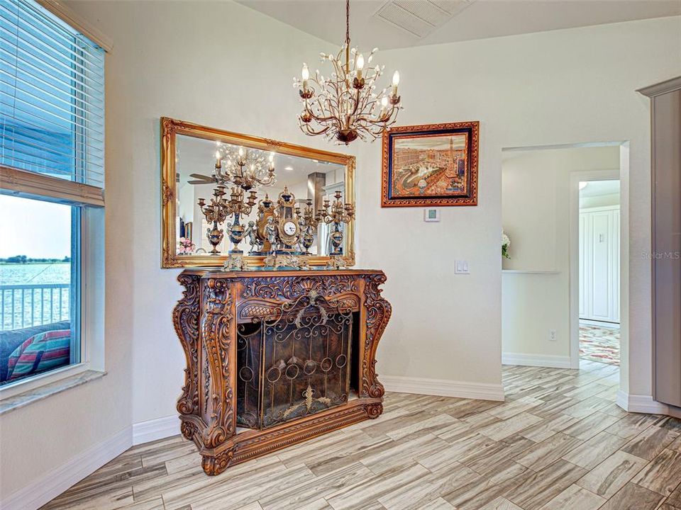 Active With Contract: $434,500 (3 beds, 2 baths, 1775 Square Feet)