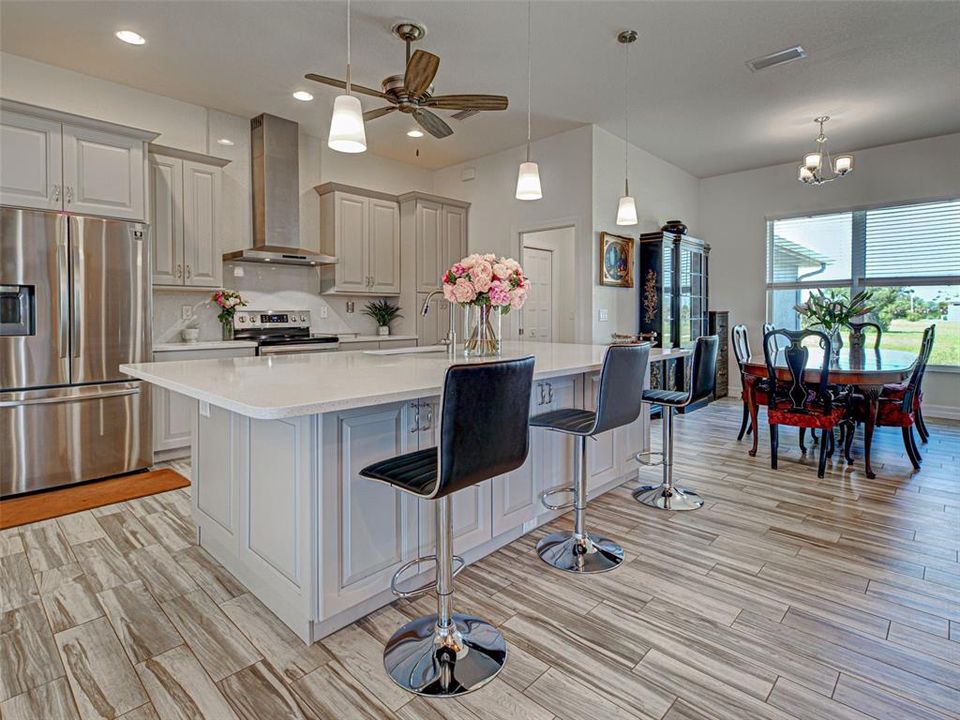 Active With Contract: $434,500 (3 beds, 2 baths, 1775 Square Feet)