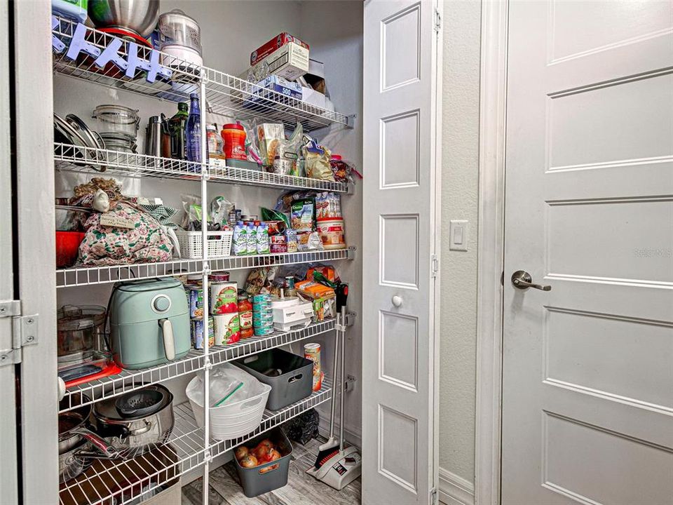 Active With Contract: $434,500 (3 beds, 2 baths, 1775 Square Feet)