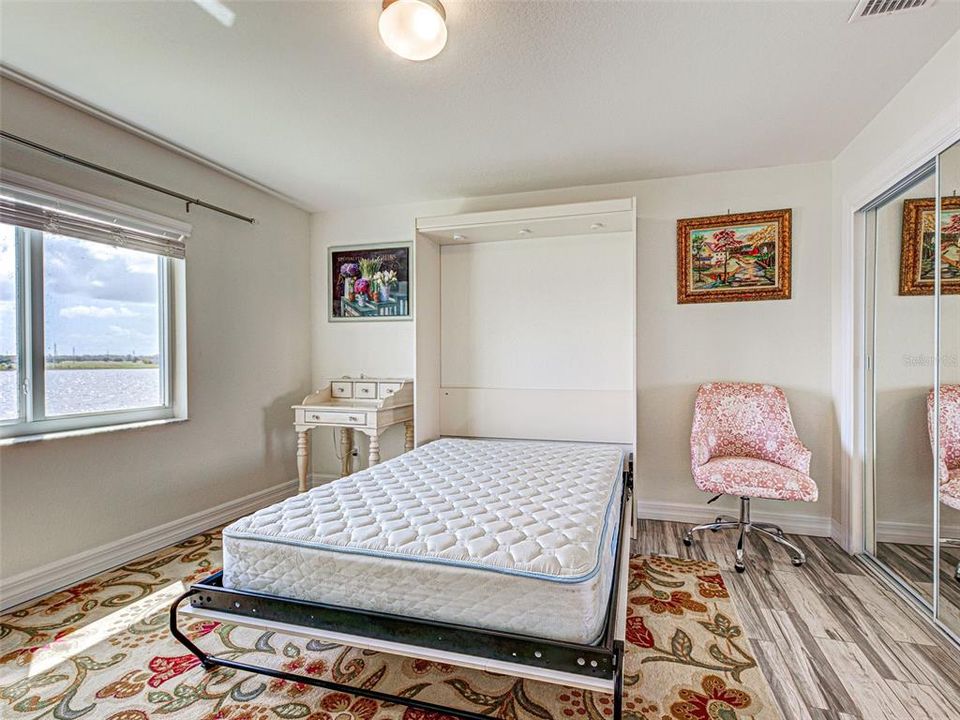 Active With Contract: $434,500 (3 beds, 2 baths, 1775 Square Feet)