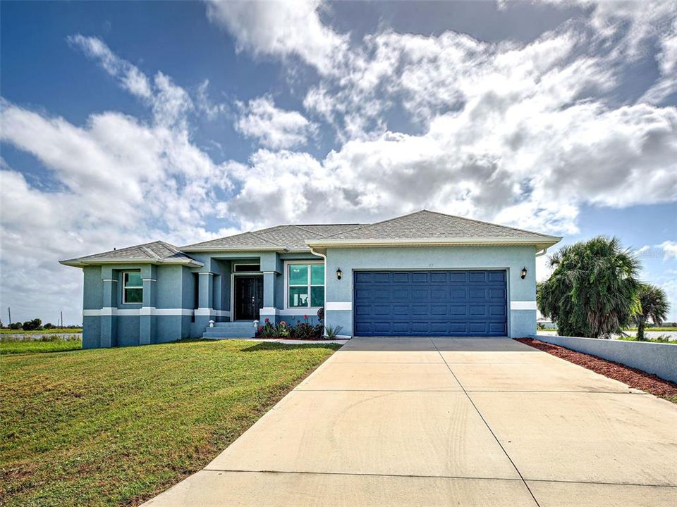 Active With Contract: $434,500 (3 beds, 2 baths, 1775 Square Feet)