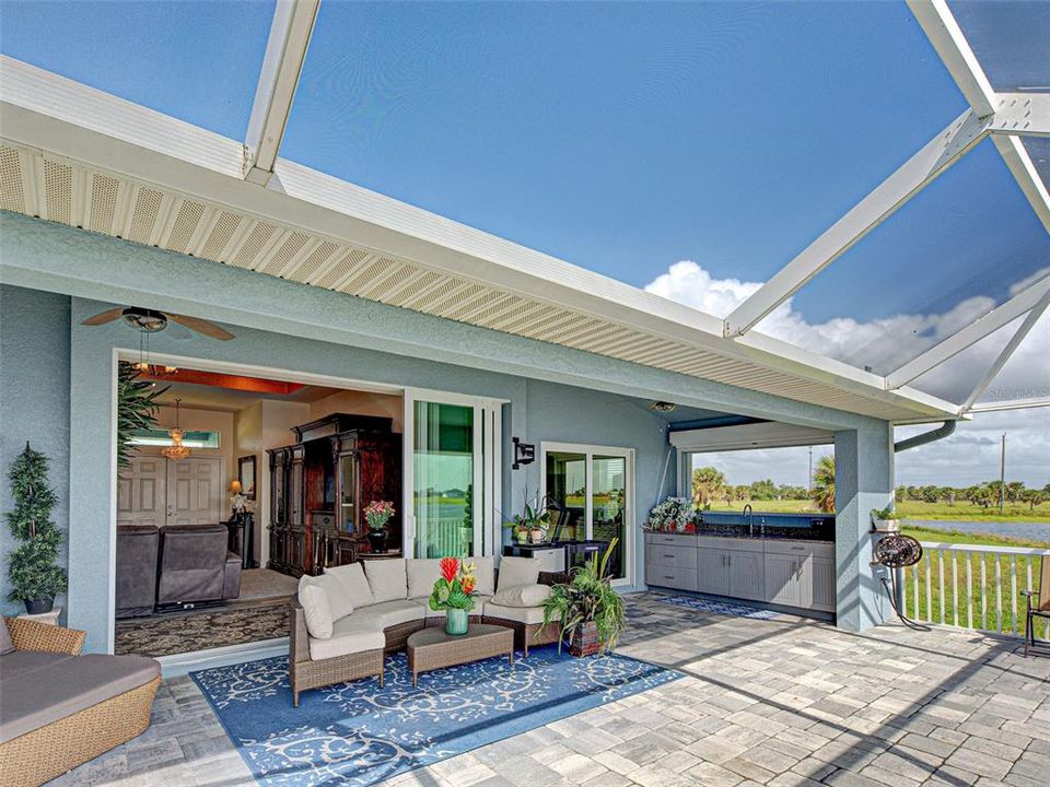 Active With Contract: $434,500 (3 beds, 2 baths, 1775 Square Feet)