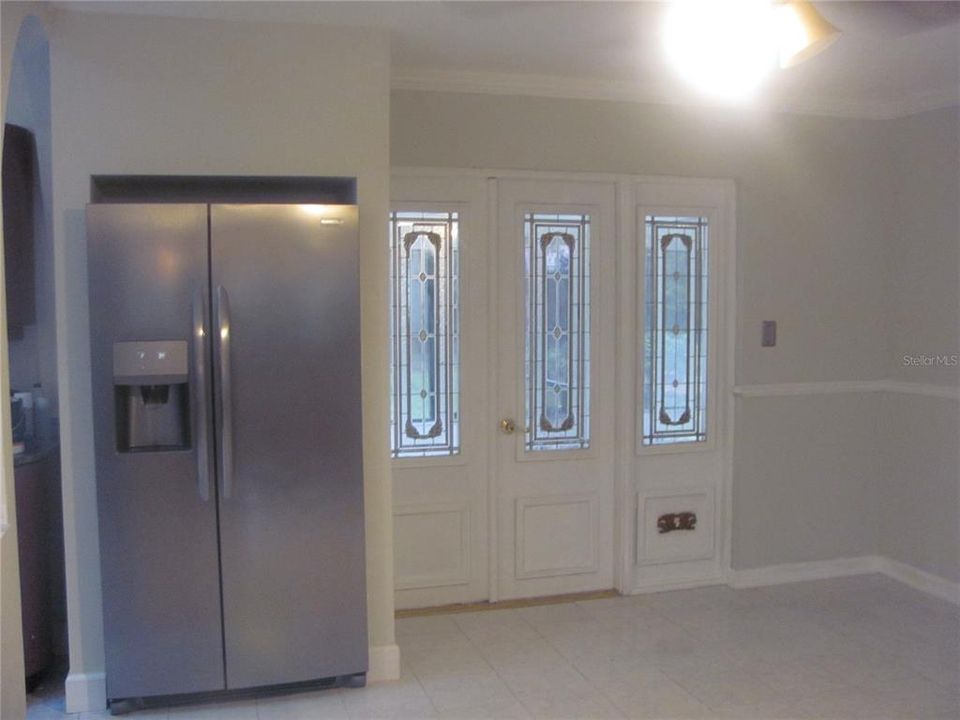 For Rent: $2,350 (3 beds, 2 baths, 2150 Square Feet)