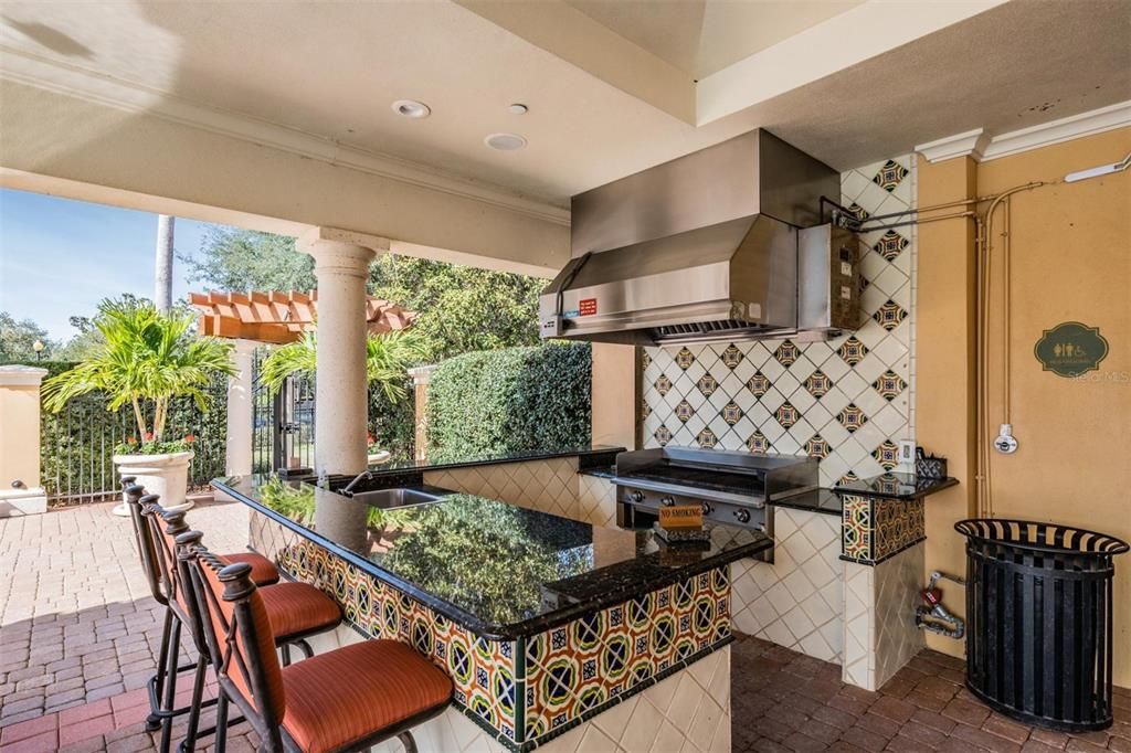 На продажу: $1,889,000 (5 спален, 4 ванн, 5139 Квадратных фут)