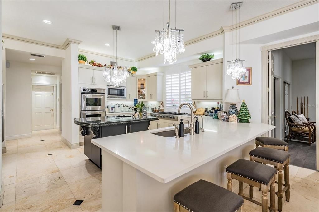 На продажу: $1,889,000 (5 спален, 4 ванн, 5139 Квадратных фут)