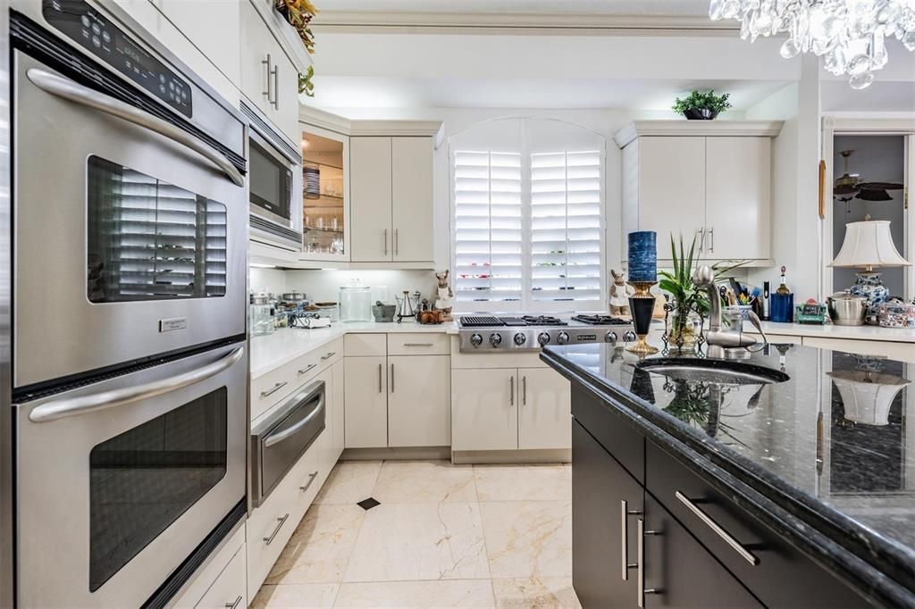 На продажу: $1,889,000 (5 спален, 4 ванн, 5139 Квадратных фут)