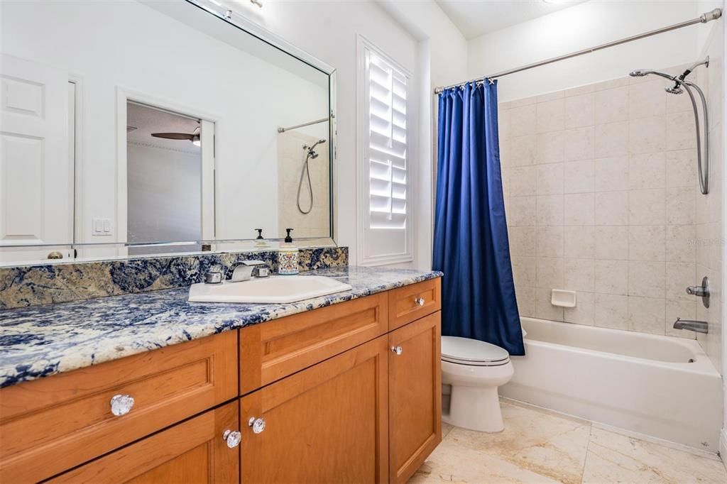 На продажу: $1,889,000 (5 спален, 4 ванн, 5139 Квадратных фут)