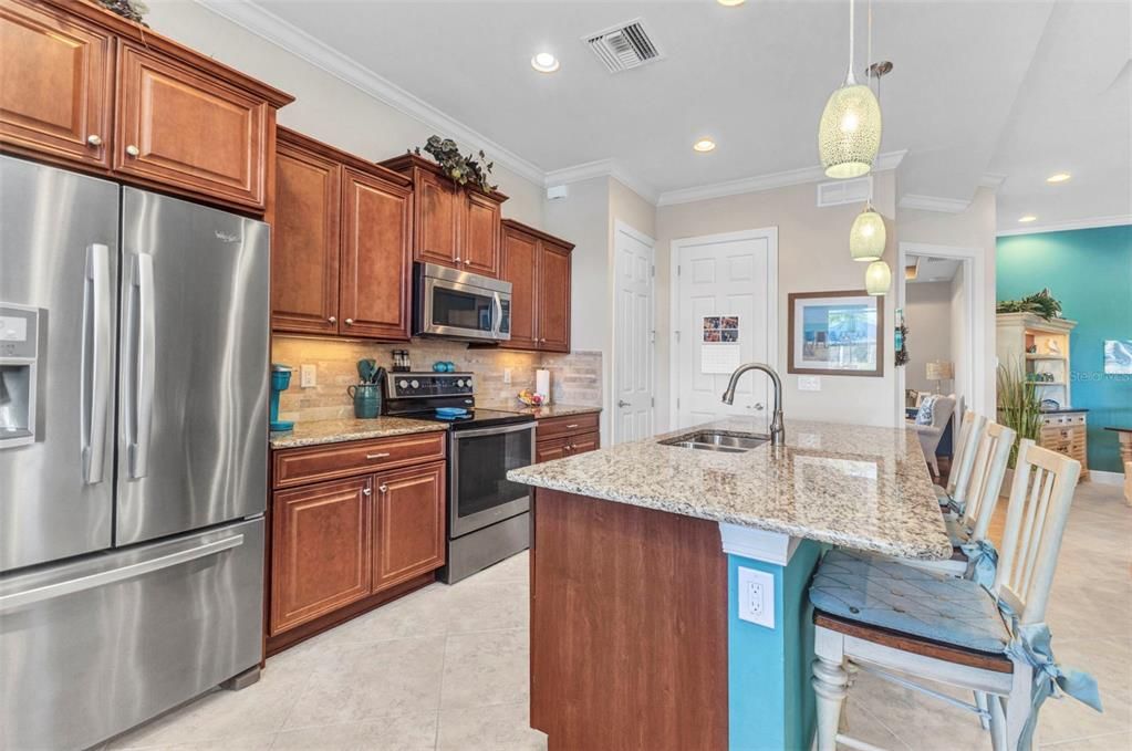 Activo con contrato: $474,900 (3 camas, 2 baños, 1900 Pies cuadrados)