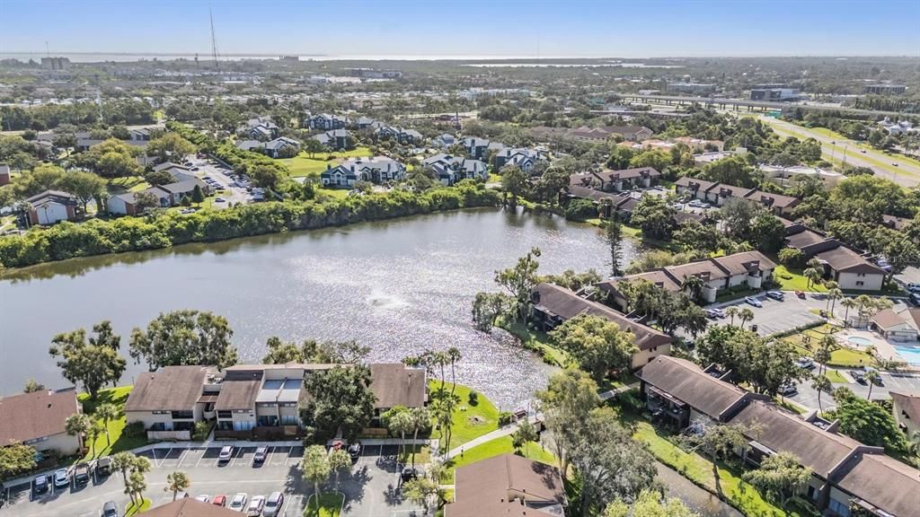 待售: $163,000 (2 贝兹, 2 浴室, 885 平方英尺)