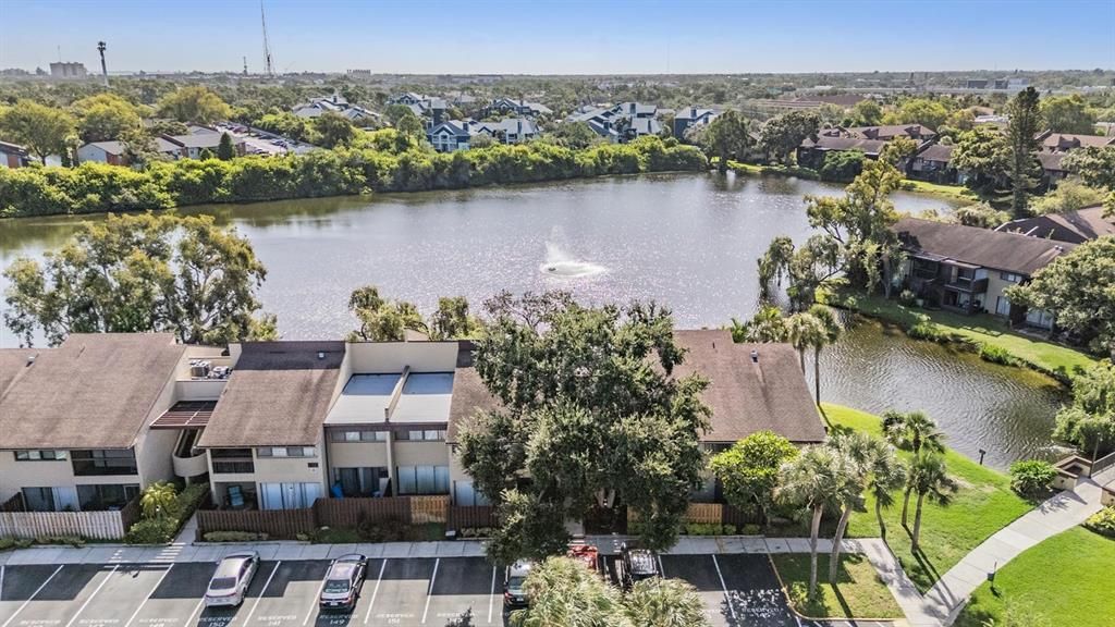 待售: $163,000 (2 贝兹, 2 浴室, 885 平方英尺)