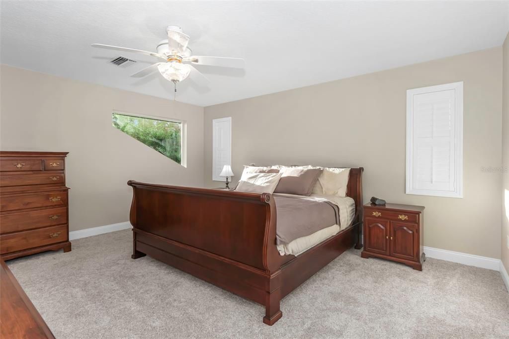 待售: $1,220,000 (5 贝兹, 3 浴室, 4227 平方英尺)