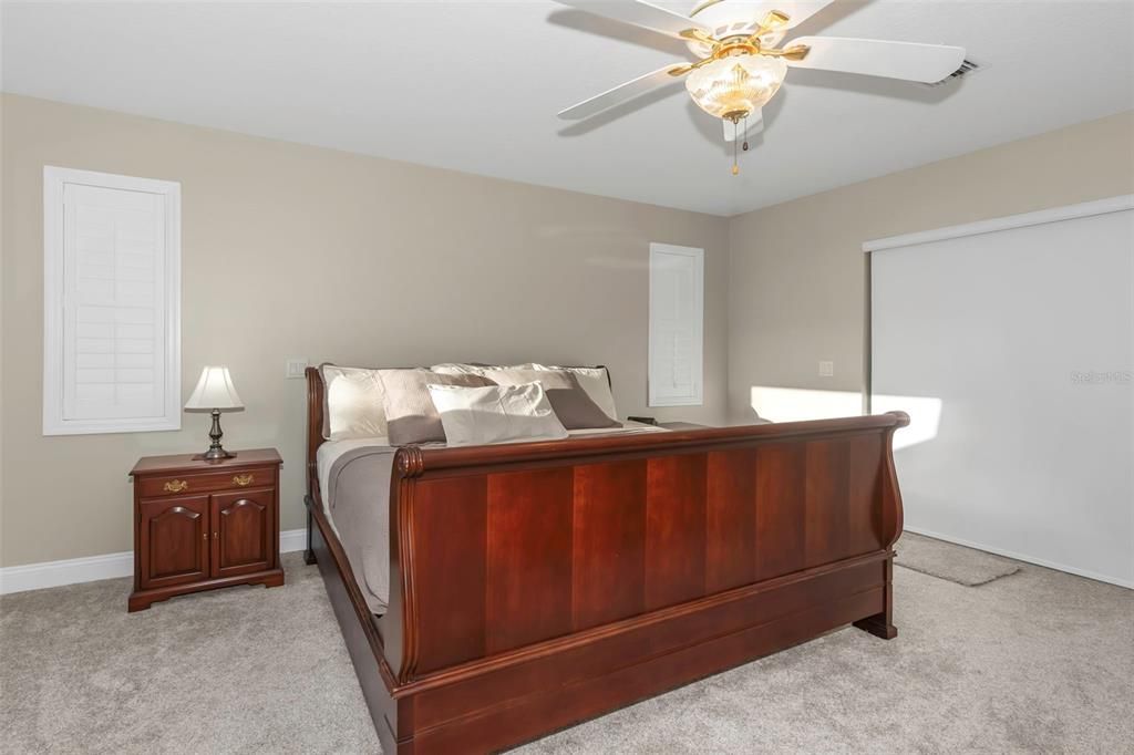 待售: $1,220,000 (5 贝兹, 3 浴室, 4227 平方英尺)