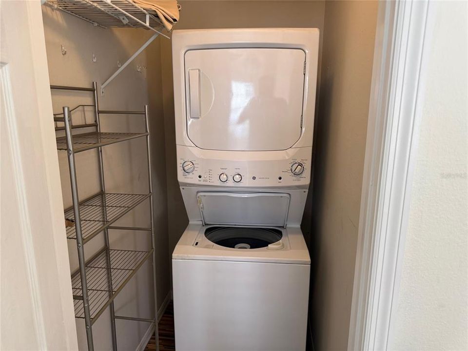 出租: $1,650 (1 贝兹, 1 浴室, 500 平方英尺)