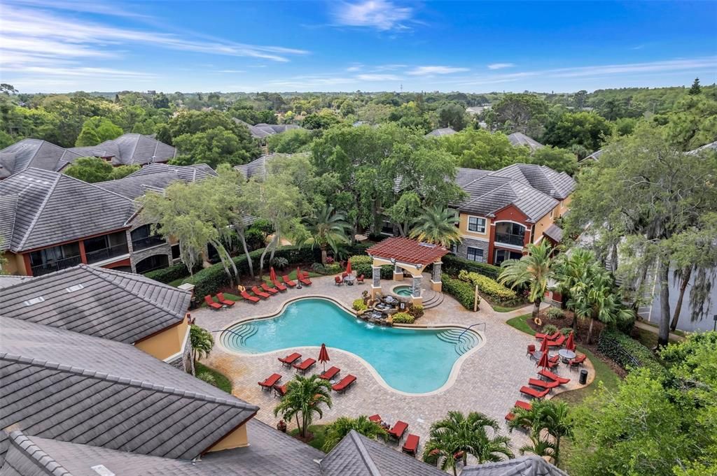 Под контрактом: $2,200 (2 спален, 2 ванн, 1200 Квадратных фут)