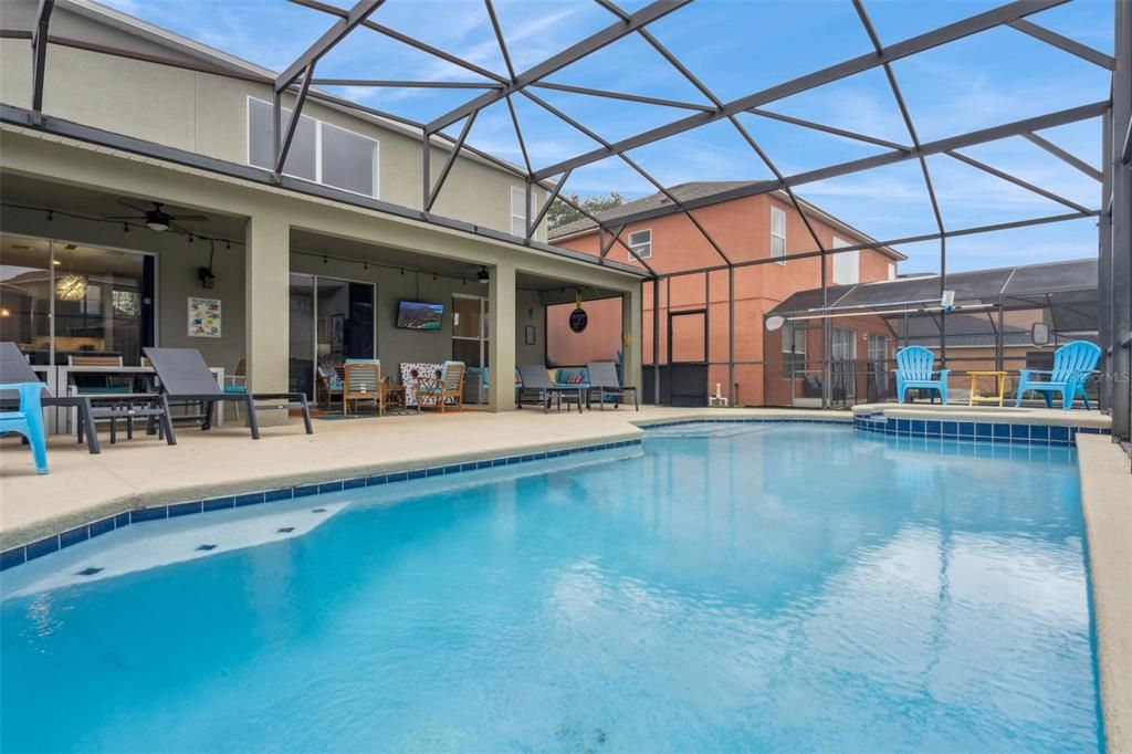 Под контрактом: $560,000 (7 спален, 4 ванн, 2881 Квадратных фут)