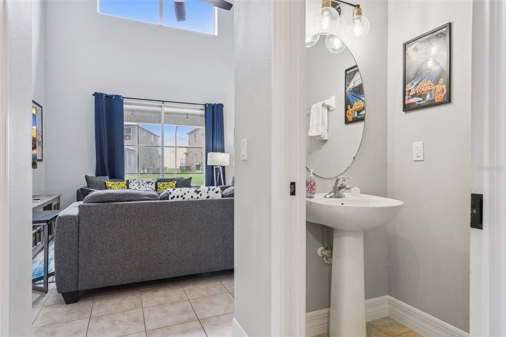 Под контрактом: $560,000 (7 спален, 4 ванн, 2881 Квадратных фут)