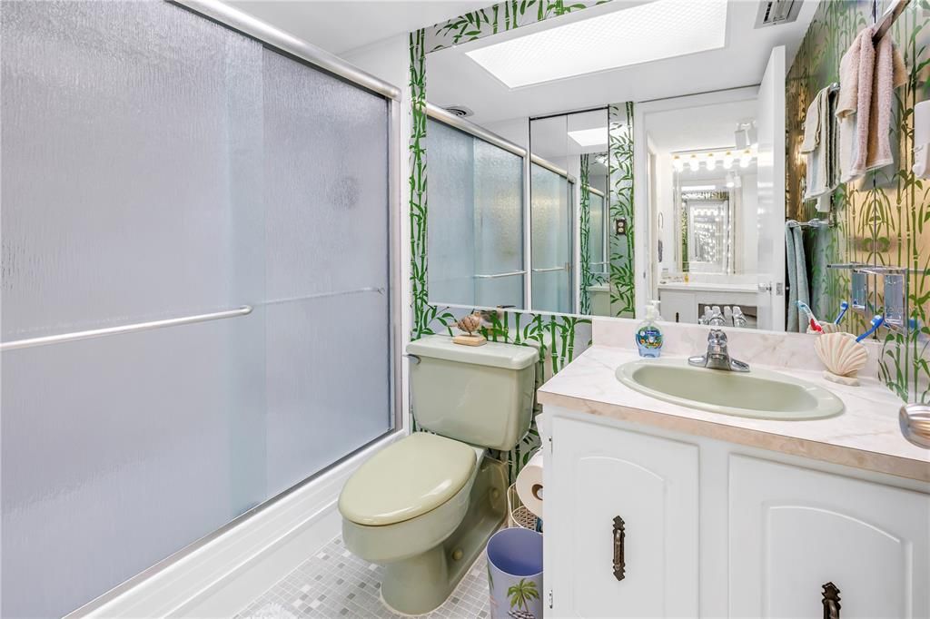 En Venta: $379,000 (1 camas, 1 baños, 1060 Pies cuadrados)