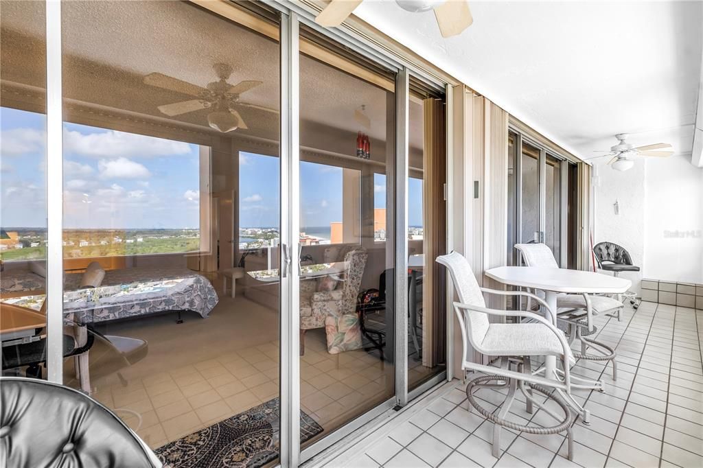 En Venta: $379,000 (1 camas, 1 baños, 1060 Pies cuadrados)