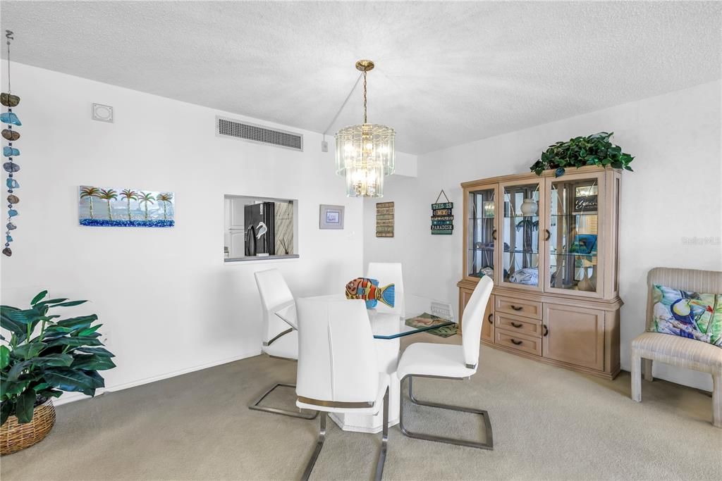 En Venta: $379,000 (1 camas, 1 baños, 1060 Pies cuadrados)