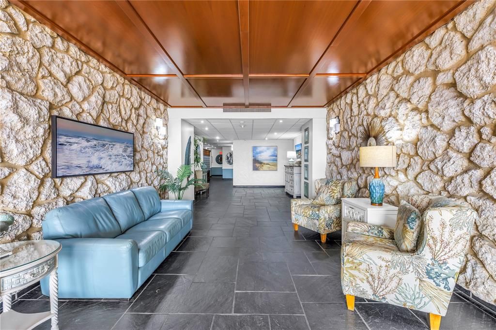 En Venta: $379,000 (1 camas, 1 baños, 1060 Pies cuadrados)