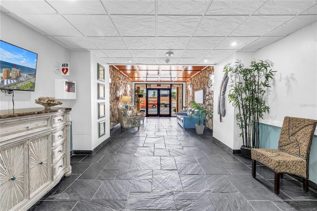 En Venta: $379,000 (1 camas, 1 baños, 1060 Pies cuadrados)