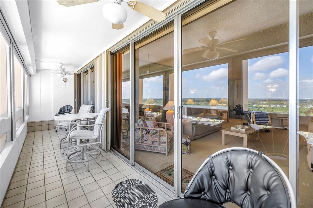 En Venta: $379,000 (1 camas, 1 baños, 1060 Pies cuadrados)