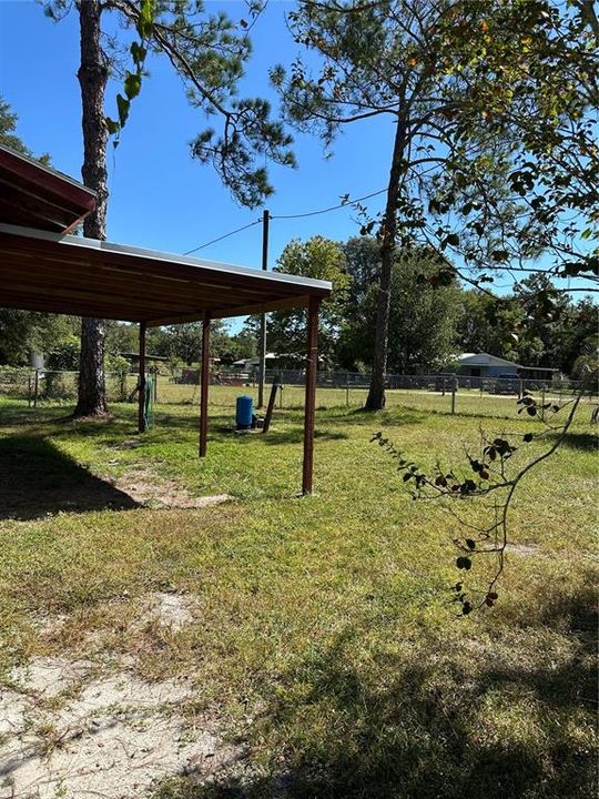 待售: $105,000 (2 贝兹, 1 浴室, 1093 平方英尺)