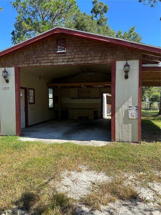 待售: $105,000 (2 贝兹, 1 浴室, 1093 平方英尺)