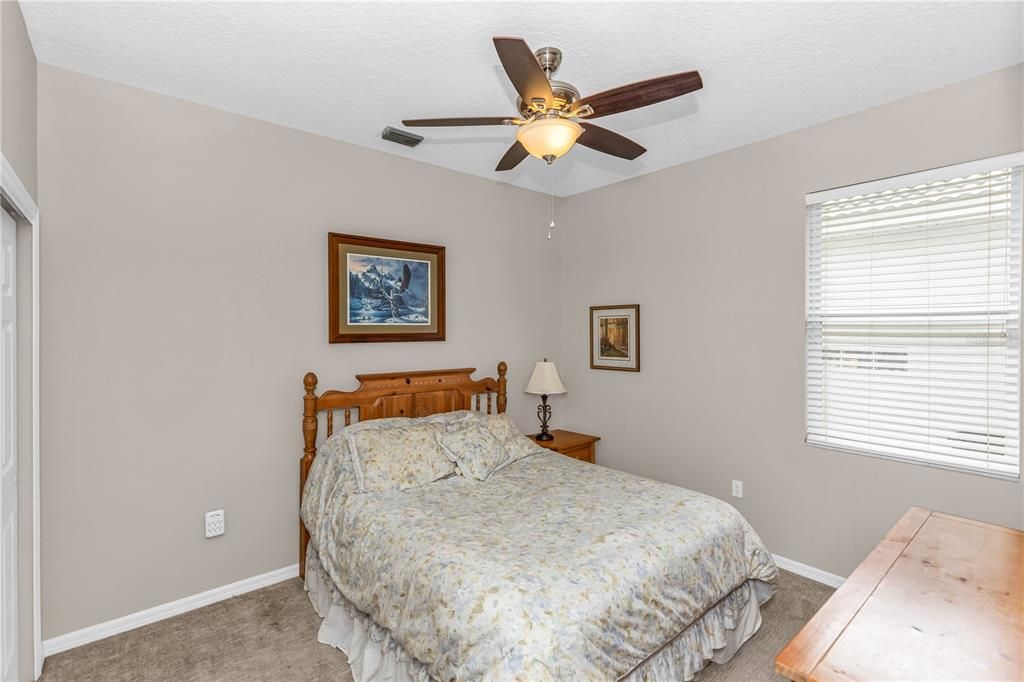 合同活跃: $399,999 (3 贝兹, 2 浴室, 1794 平方英尺)