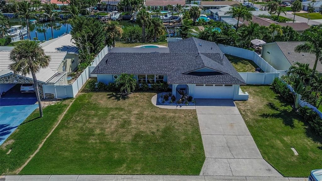 For Sale: $1,099,999 (4 beds, 2 baths, 1930 Square Feet)