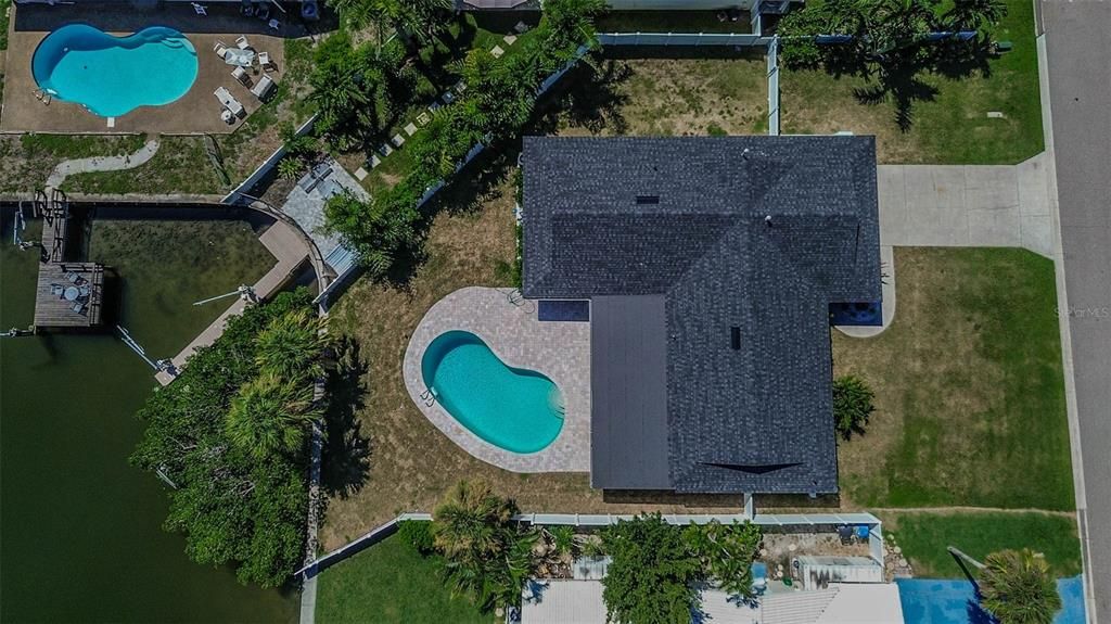 For Sale: $1,099,999 (4 beds, 2 baths, 1930 Square Feet)