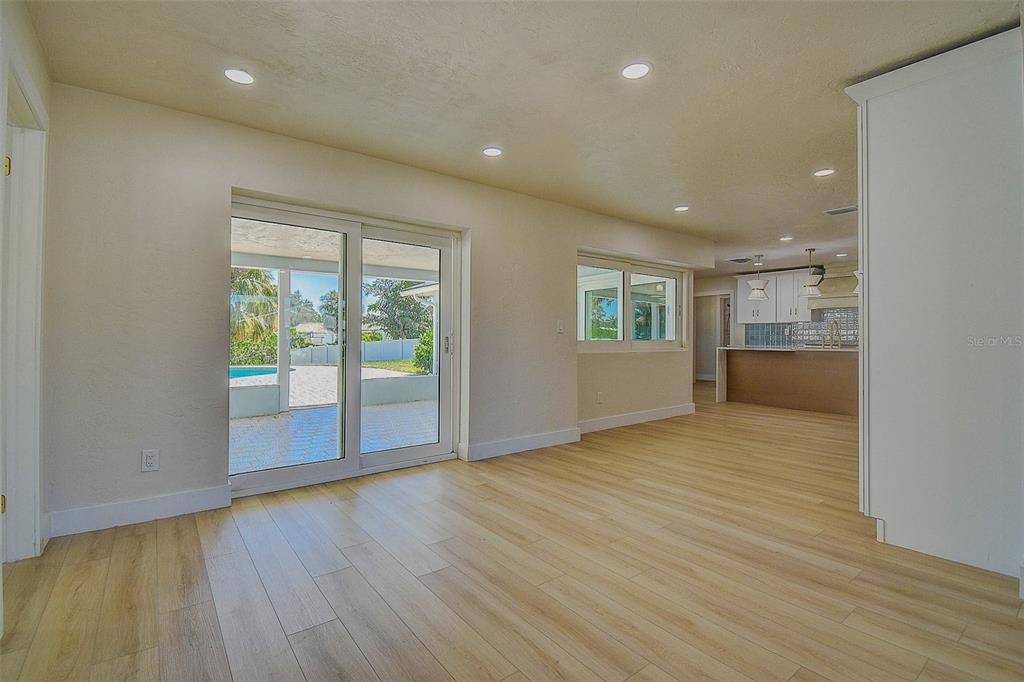 For Sale: $1,099,999 (4 beds, 2 baths, 1930 Square Feet)