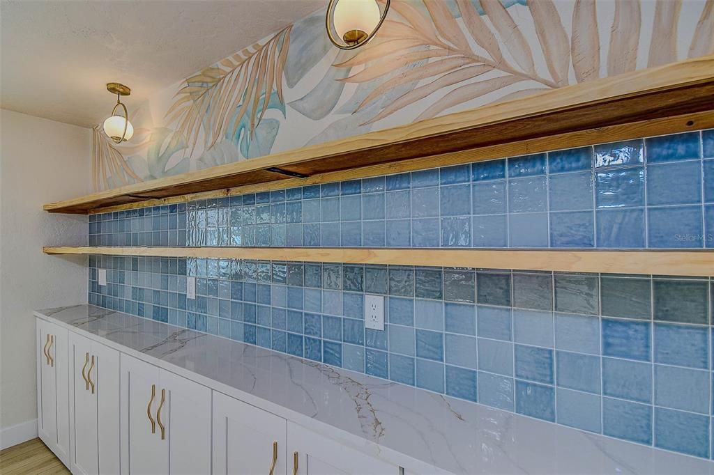 For Sale: $1,099,999 (4 beds, 2 baths, 1930 Square Feet)