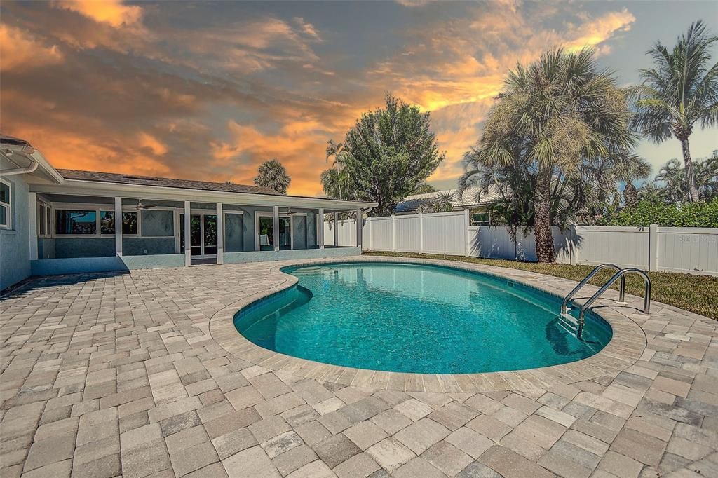 For Sale: $1,099,999 (4 beds, 2 baths, 1930 Square Feet)