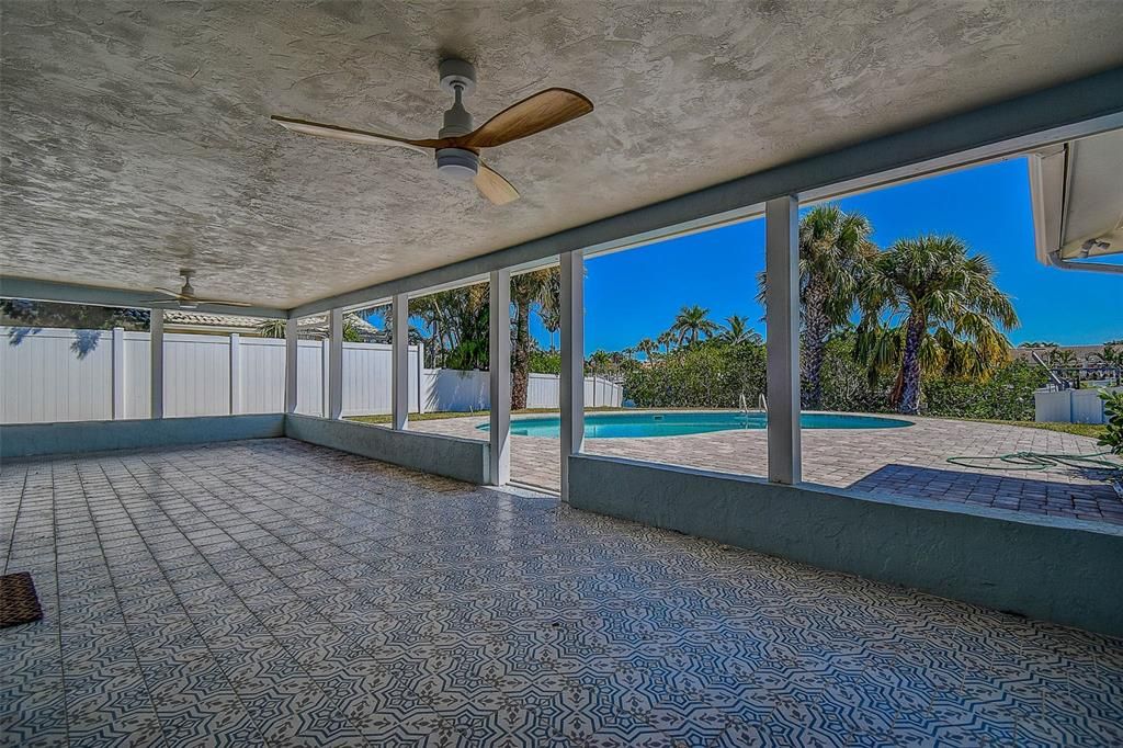 For Sale: $1,099,999 (4 beds, 2 baths, 1930 Square Feet)