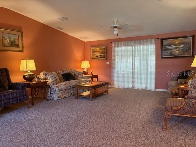 En Venta: $279,500 (3 camas, 2 baños, 2580 Pies cuadrados)