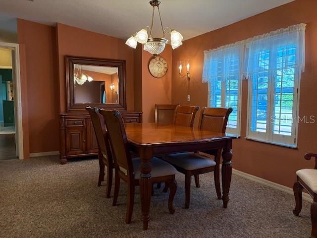 En Venta: $279,500 (3 camas, 2 baños, 2580 Pies cuadrados)