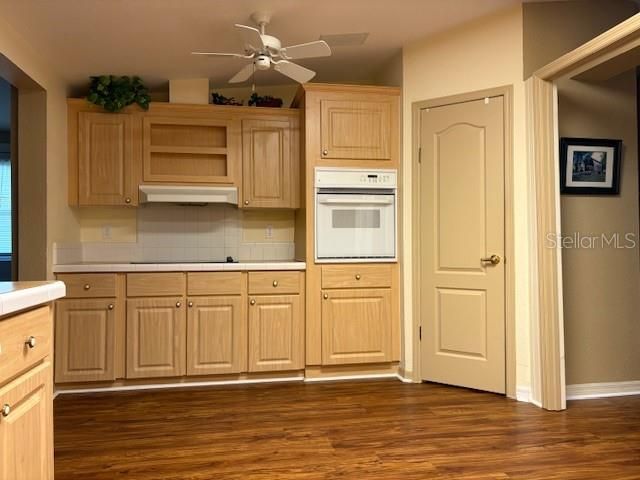 En Venta: $279,500 (3 camas, 2 baños, 2580 Pies cuadrados)