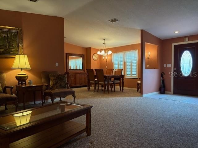 En Venta: $279,500 (3 camas, 2 baños, 2580 Pies cuadrados)