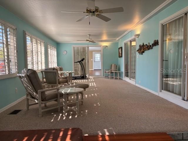 En Venta: $279,500 (3 camas, 2 baños, 2580 Pies cuadrados)