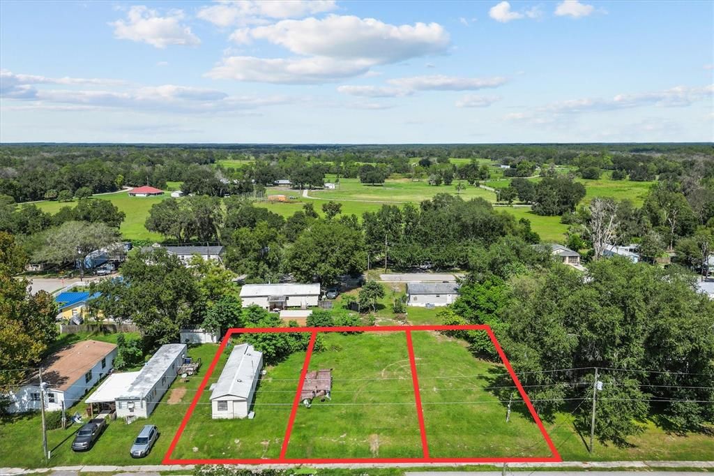 待售: $199,999 (2 贝兹, 1 浴室, 728 平方英尺)