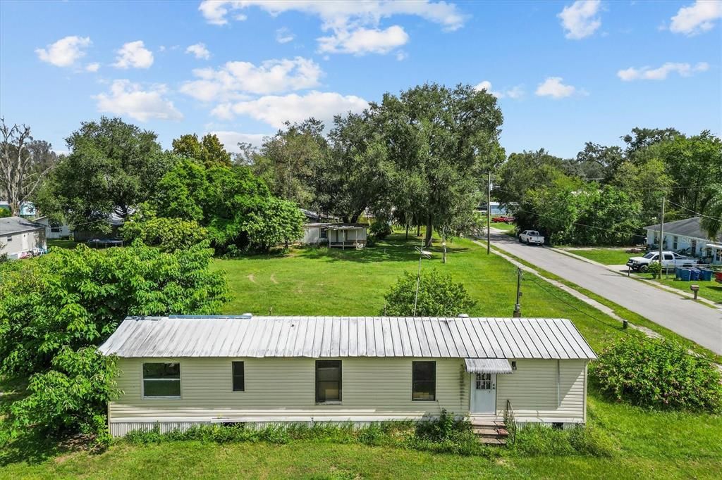 待售: $199,999 (2 贝兹, 1 浴室, 728 平方英尺)