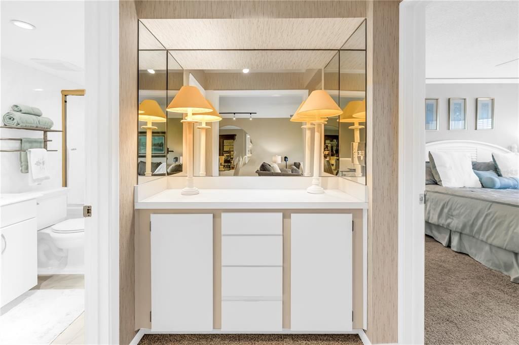 待售: $369,900 (2 贝兹, 2 浴室, 1075 平方英尺)