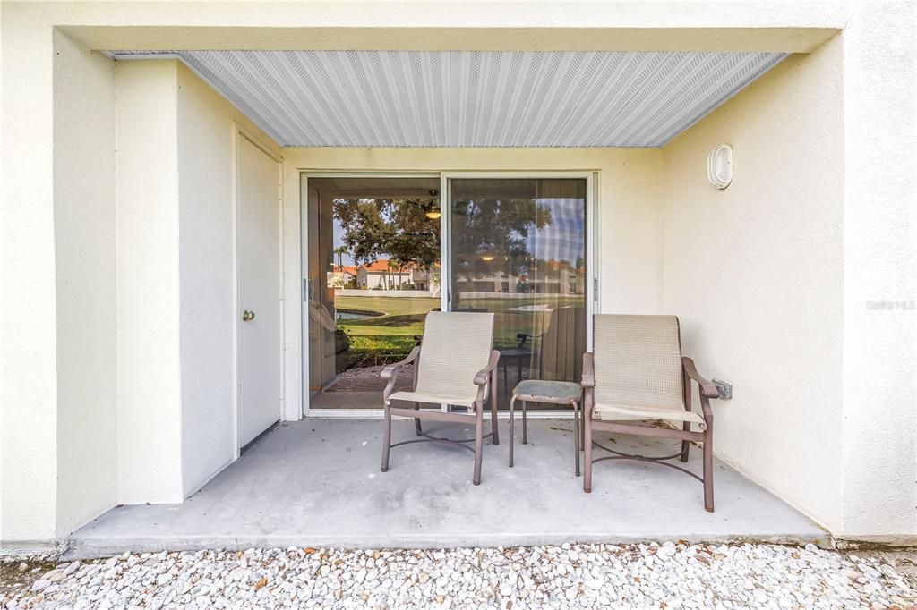 待售: $369,900 (2 贝兹, 2 浴室, 1075 平方英尺)