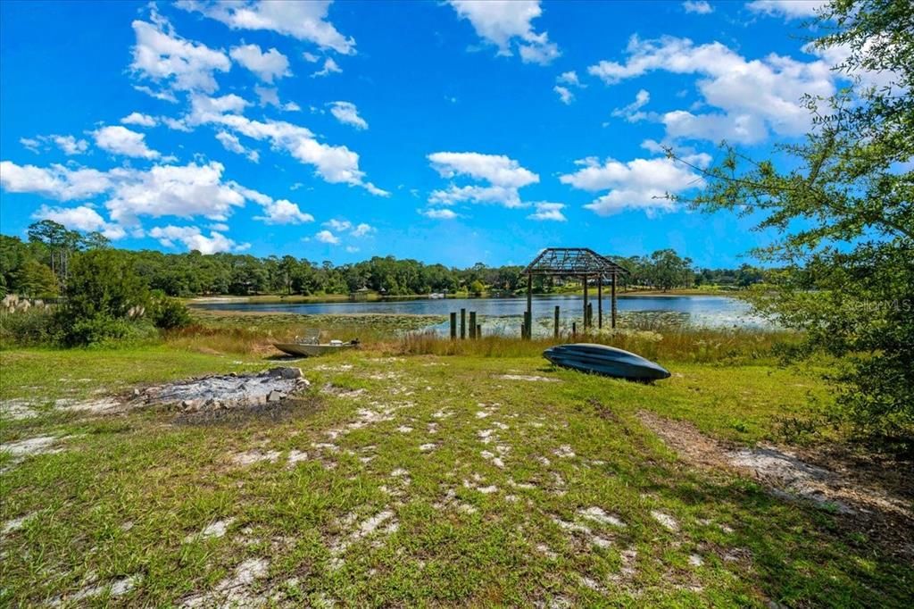 待售: $324,900 (4 贝兹, 4 浴室, 3570 平方英尺)