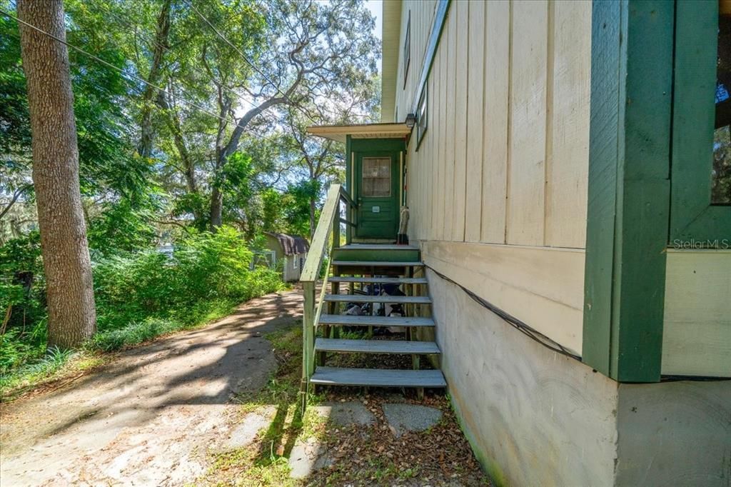 待售: $324,900 (4 贝兹, 4 浴室, 3570 平方英尺)