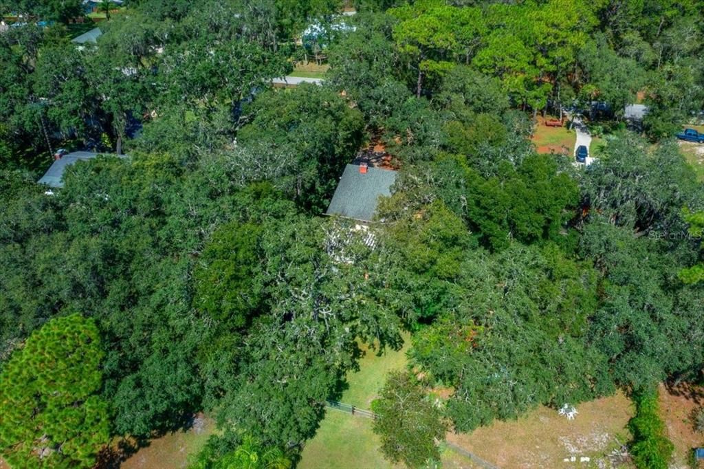 待售: $324,900 (4 贝兹, 4 浴室, 3570 平方英尺)